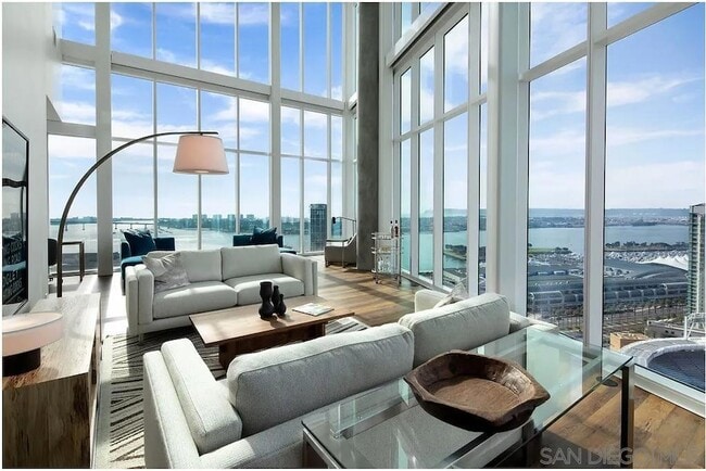 Building Photo - 100 Park Plz Unit 3401 Rental
