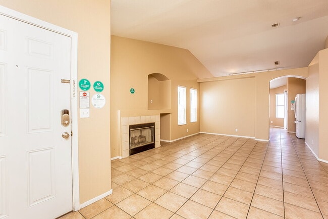 Photo - 6620 Peony Bush Dr