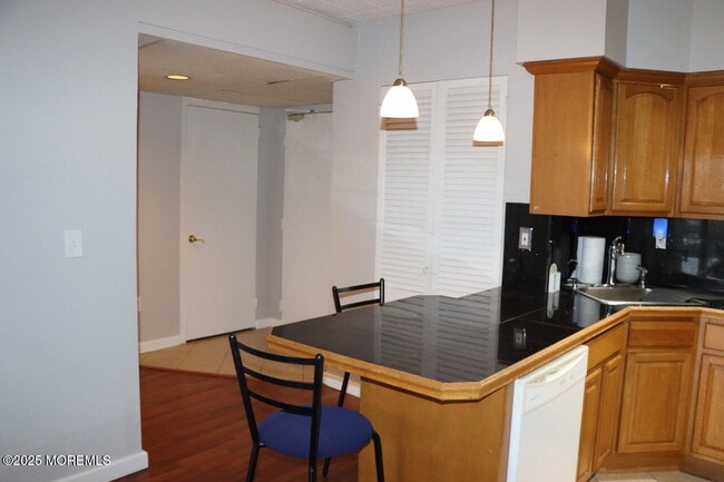 Photo - 21 Leroy Pl Unit 3F