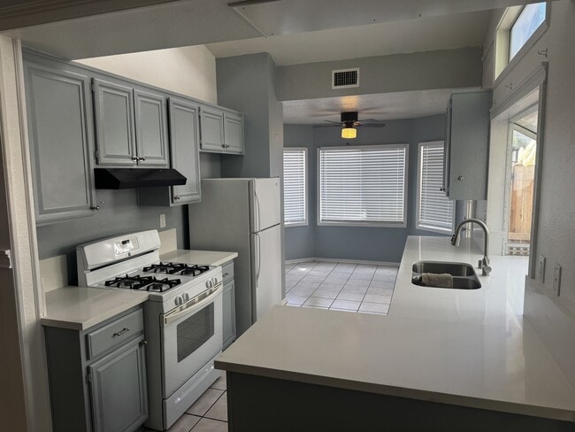 13189 Eclipse Ave Unidad 1