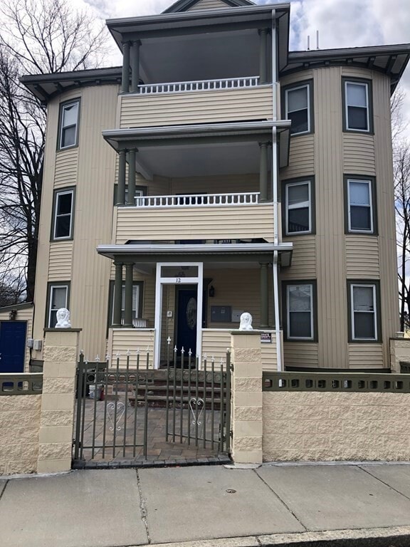 Photo - 17 Hiawatha Rd Apartments Unit 1