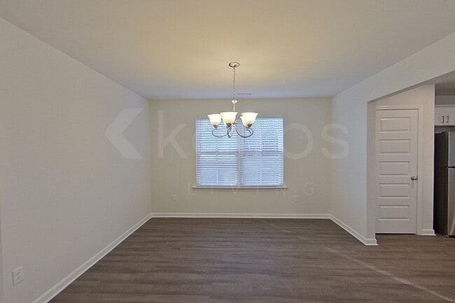 Photo - 120 Western Red Cedar Dr