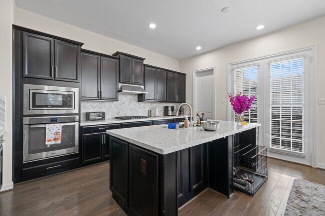 Photo - 9679 Towne Lake Pkwy