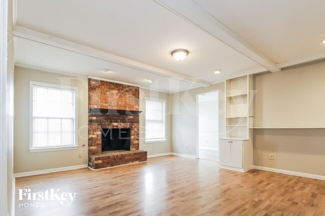 Photo - 3854 Waterfall Dr