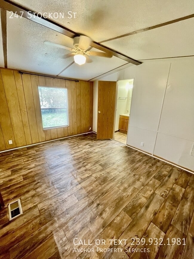 Photo - 247 Stockon St-