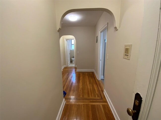 Photo - 1 S Broadway Unit 4M