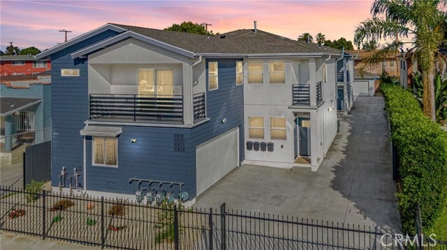 Photo - 10818 Long Beach Blvd