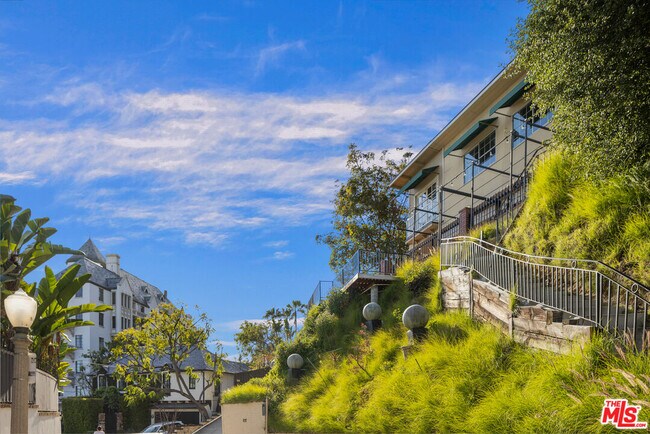 Photo - 8221 Monteel Rd