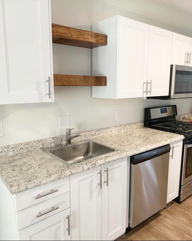 Photo - 328 Powell St