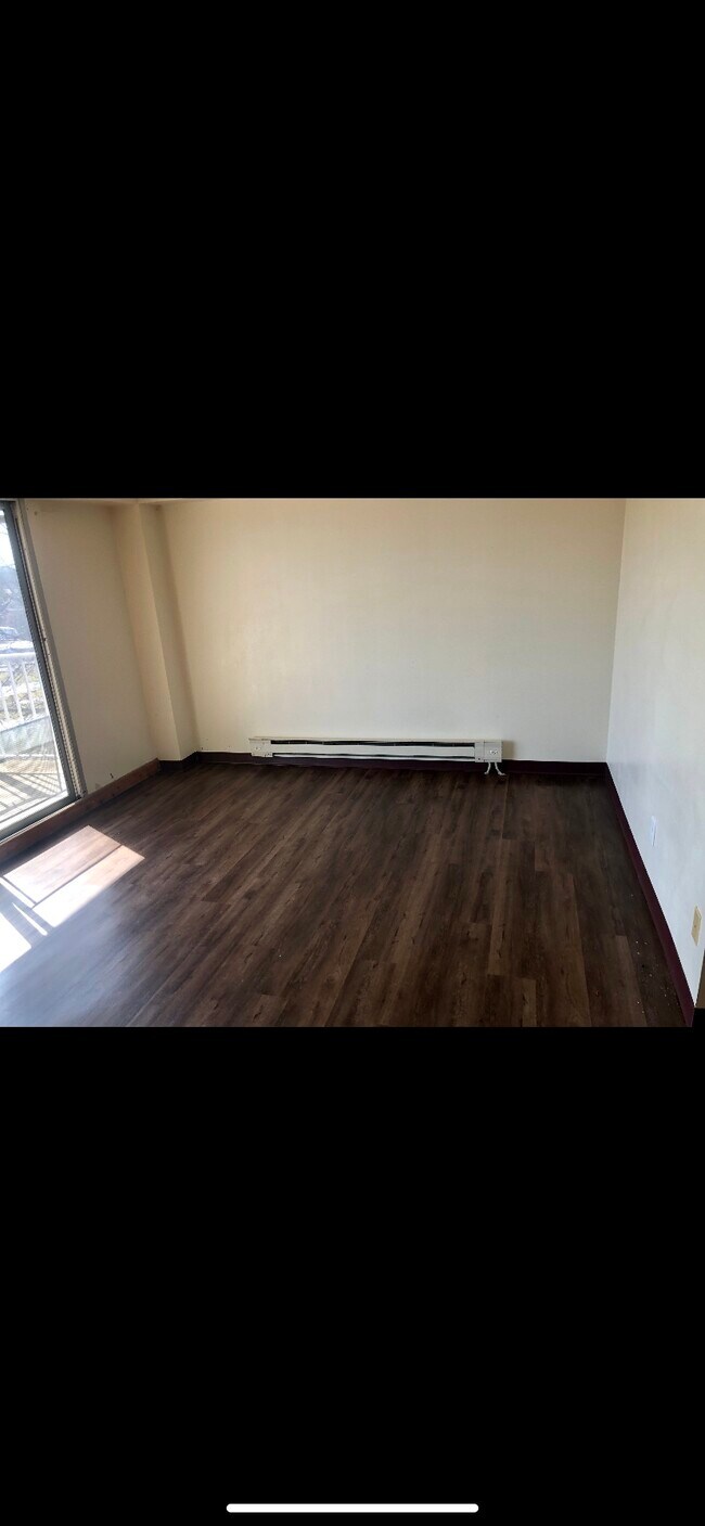 Riverview Tower Apartments Baraboo, WI