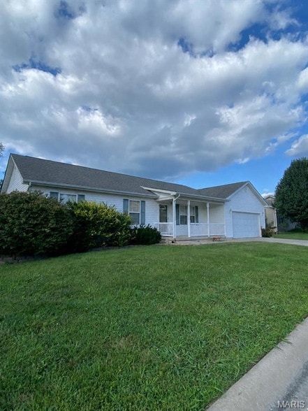 Building Photo - 819 Tiffany Ct