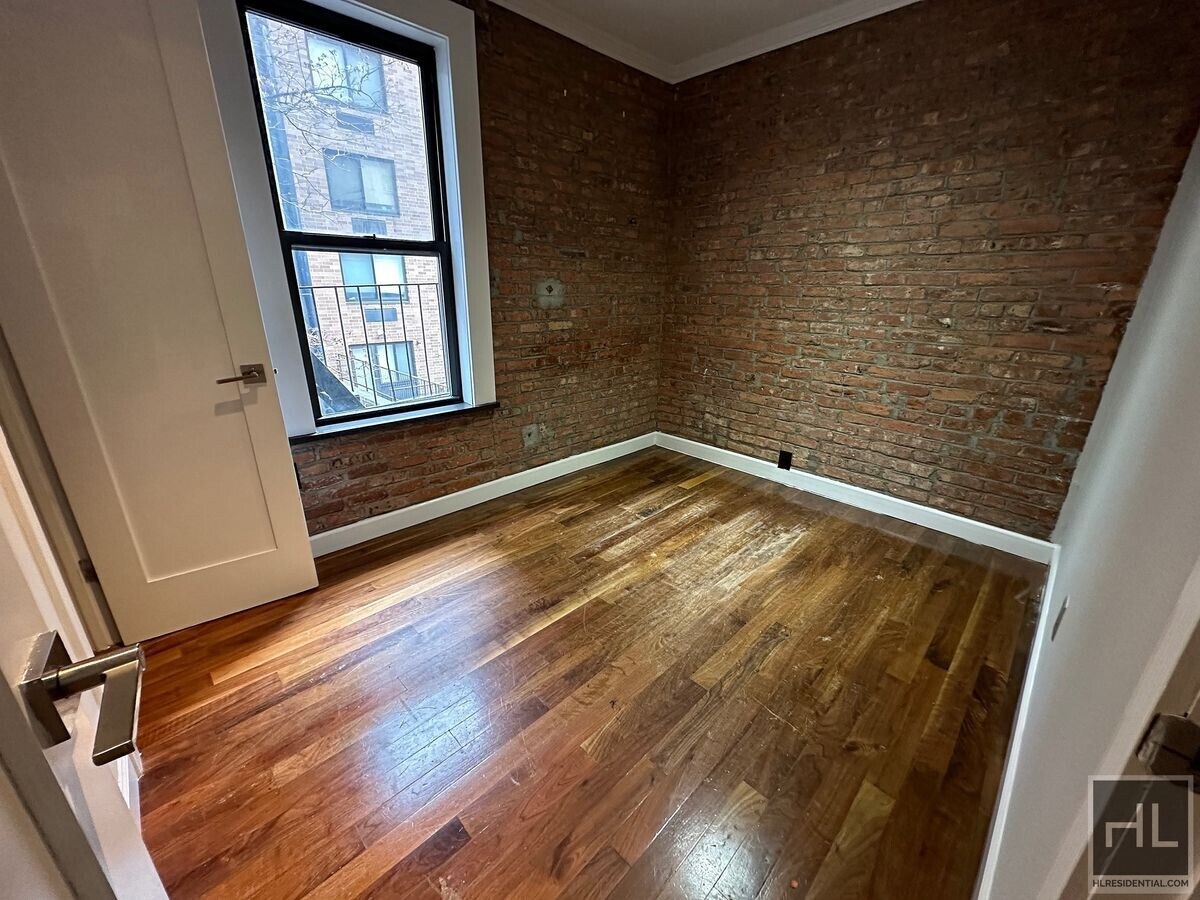 Photo - East 106th Street Unit 5