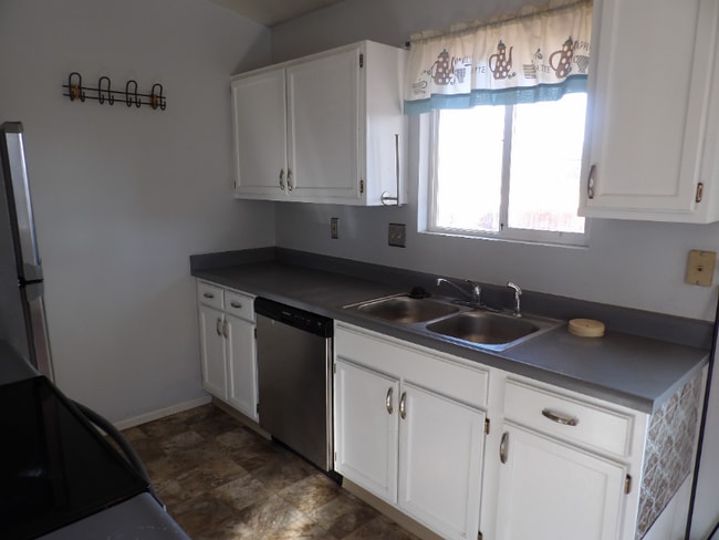 Photo - 4702 Witches Hollow Ln