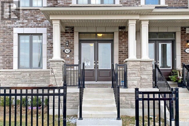 Photo - 12 Fiesta Way