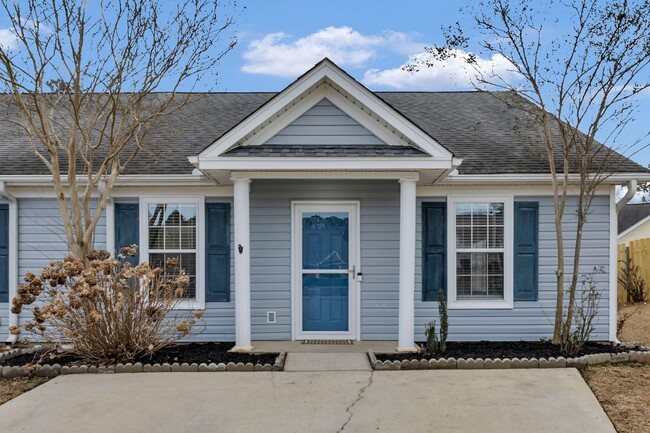 Photo - BEAUTIFULLY RENOVATED TWO BEDROOM IN CHAPIN