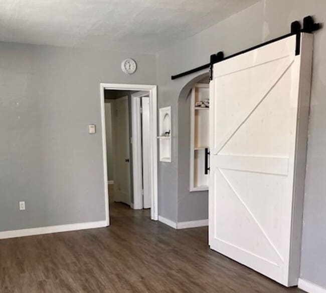 Photo - 3 bedroom, 1 bath Single Family Home