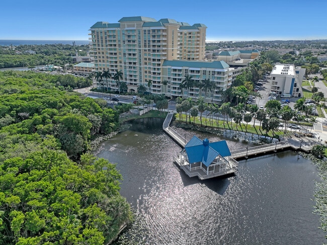 Building Photo - 700 E Boynton Beach Blvd Unit 312