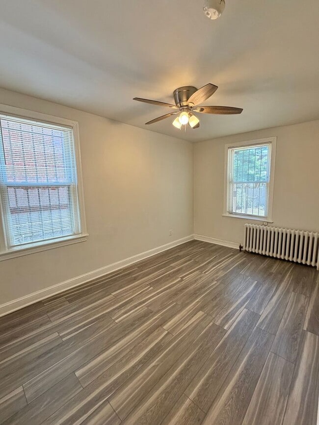 Photo - 417 Newcomb St SE Unidad # 2