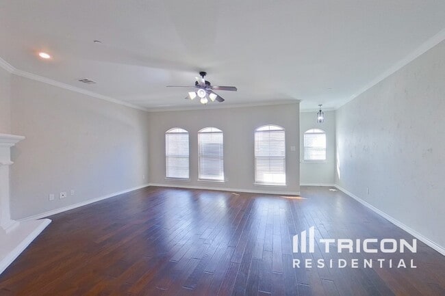 Photo - 4120 Comanche Dr