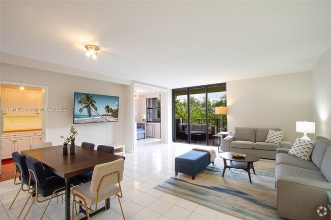 Building Photo - 181 Crandon Blvd Unit 405 Rental