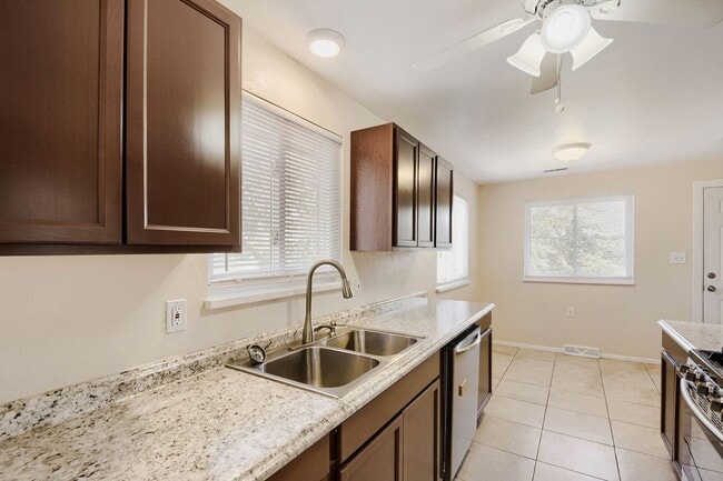 Photo - Evolve Real Estate: Charming Ranch Style House in the Heart of Denver, Available August for Immed...