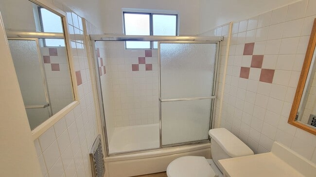 Photo - 6336 Tujunga Ave Unit 5