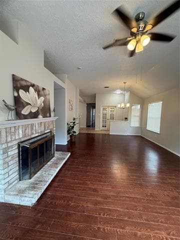 Photo - 6912 Hickory Creek