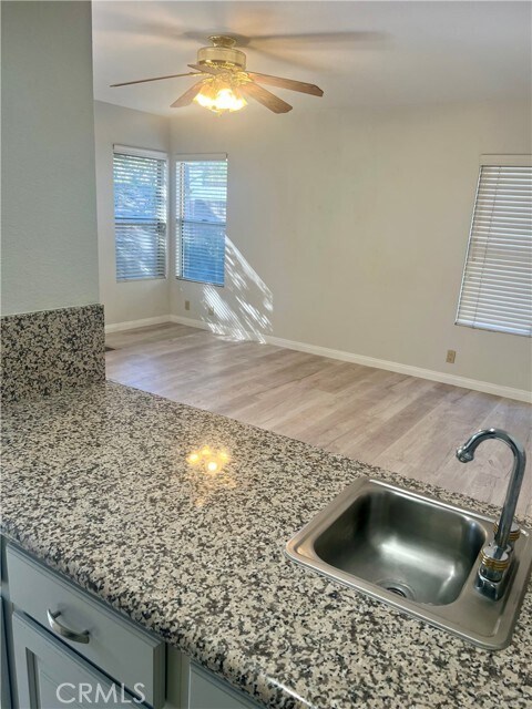 Photo - 5018 Evanwood Ave