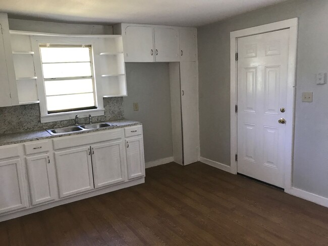 Photo - 2BR/1BA in Bossier City