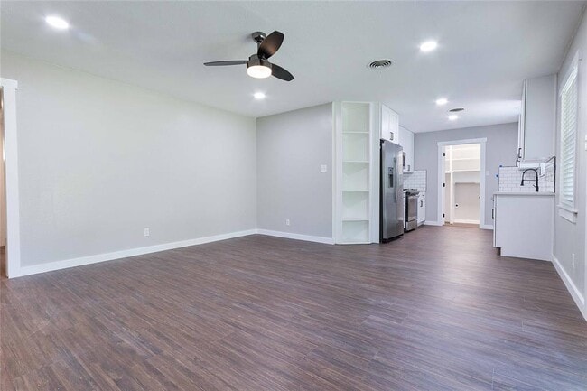 Photo - 11603 Oak Trail