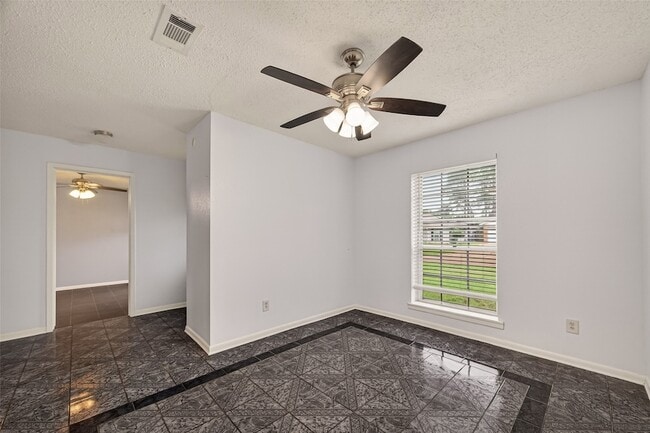 Photo - 16219 Rill Ln