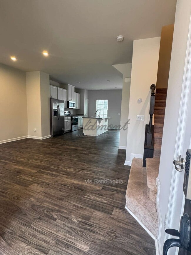 Photo - 574 Preakness Run