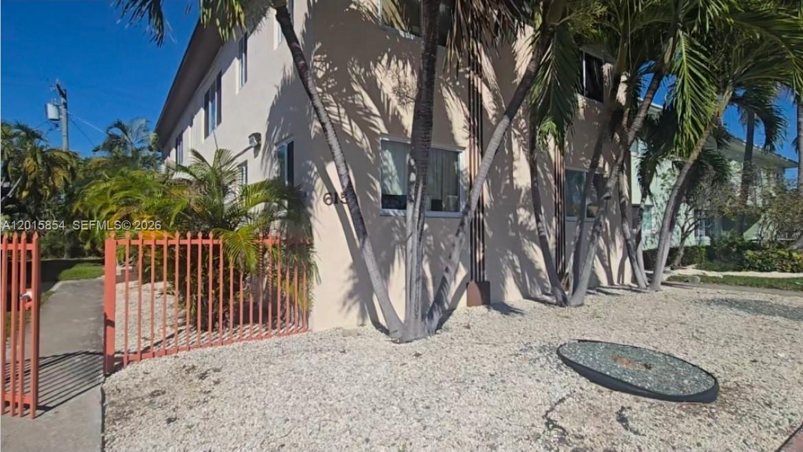 Photo - 615 82nd St Unidad 1