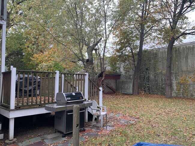 Photo - 32 Oak St Unit 1