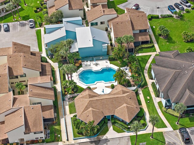 Photo - 950 S Kanner Hwy Unit B-24