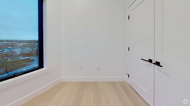 Building Photo - 46 Leo M Birmingham Pky Unit 601 Rental