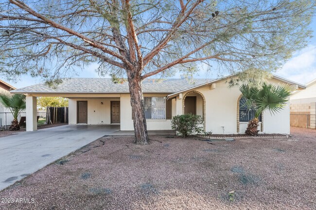 Building Photo - 7719 W Clayton Dr Rental