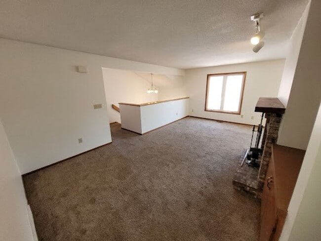 Photo - 1137-1143 66th Street Unidad 1143 66th St