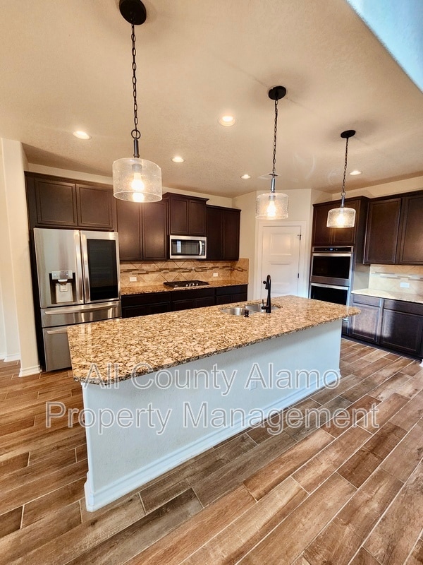 Photo - 8831 Kallison Arbor