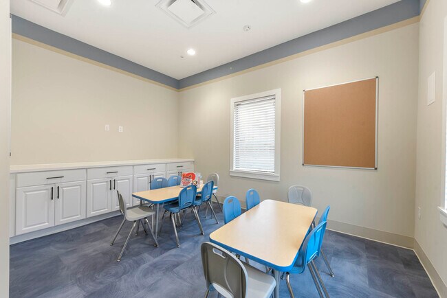 Photo - Acclaim at Alexandria