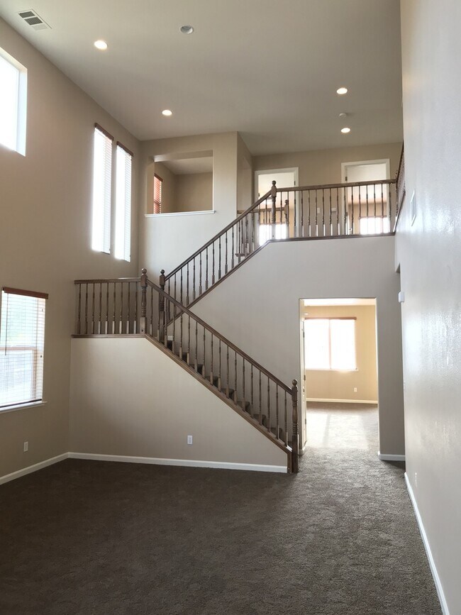 Photo - 1235 Bluegrass Ct