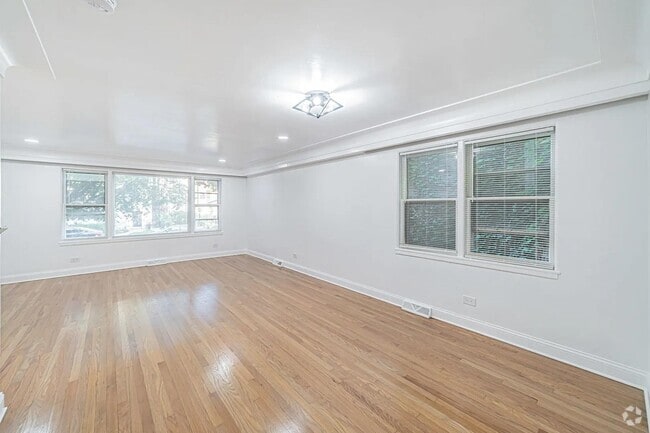 Building Photo - 7530 N Oakley Ave Unit 1 Rental