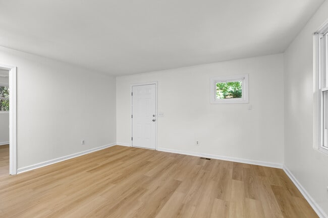 Photo - 203 Theodore Rd