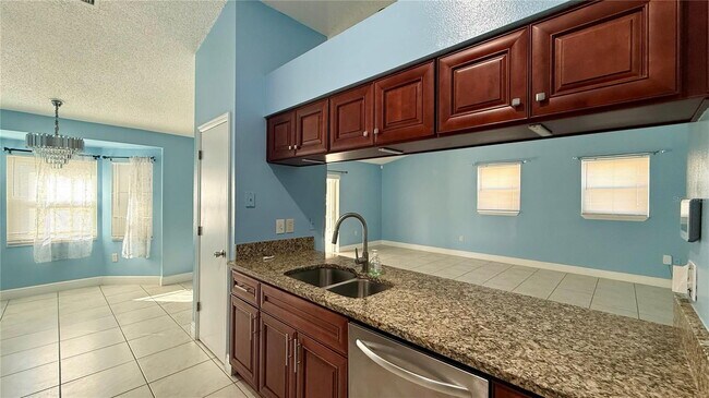 Photo - 2482 Quail Run Blvd N