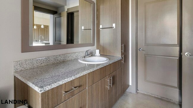 Photo - 14805 Grisby Rd Unidad 150