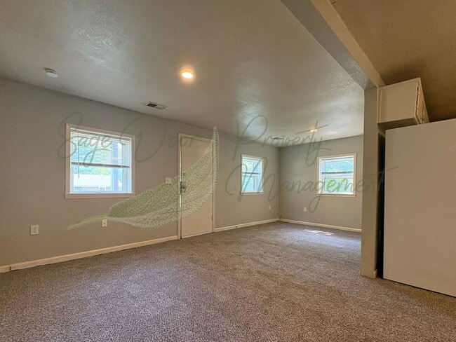 Photo - Charming 2 Bedroom Home in Raytown