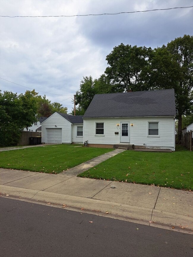 3 BR House near McMillen Park - 3 BR House near McMillen Park