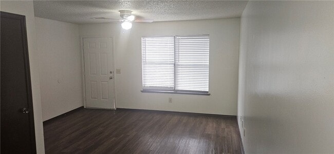 635 Whitham Ave Unit 9