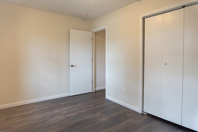 Photo - 1321 Burgess Dr