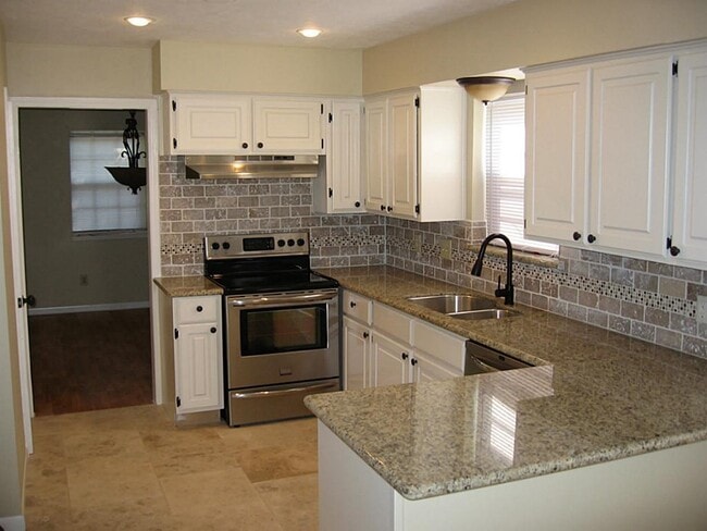 Photo - 15523 Bowsprit Ln